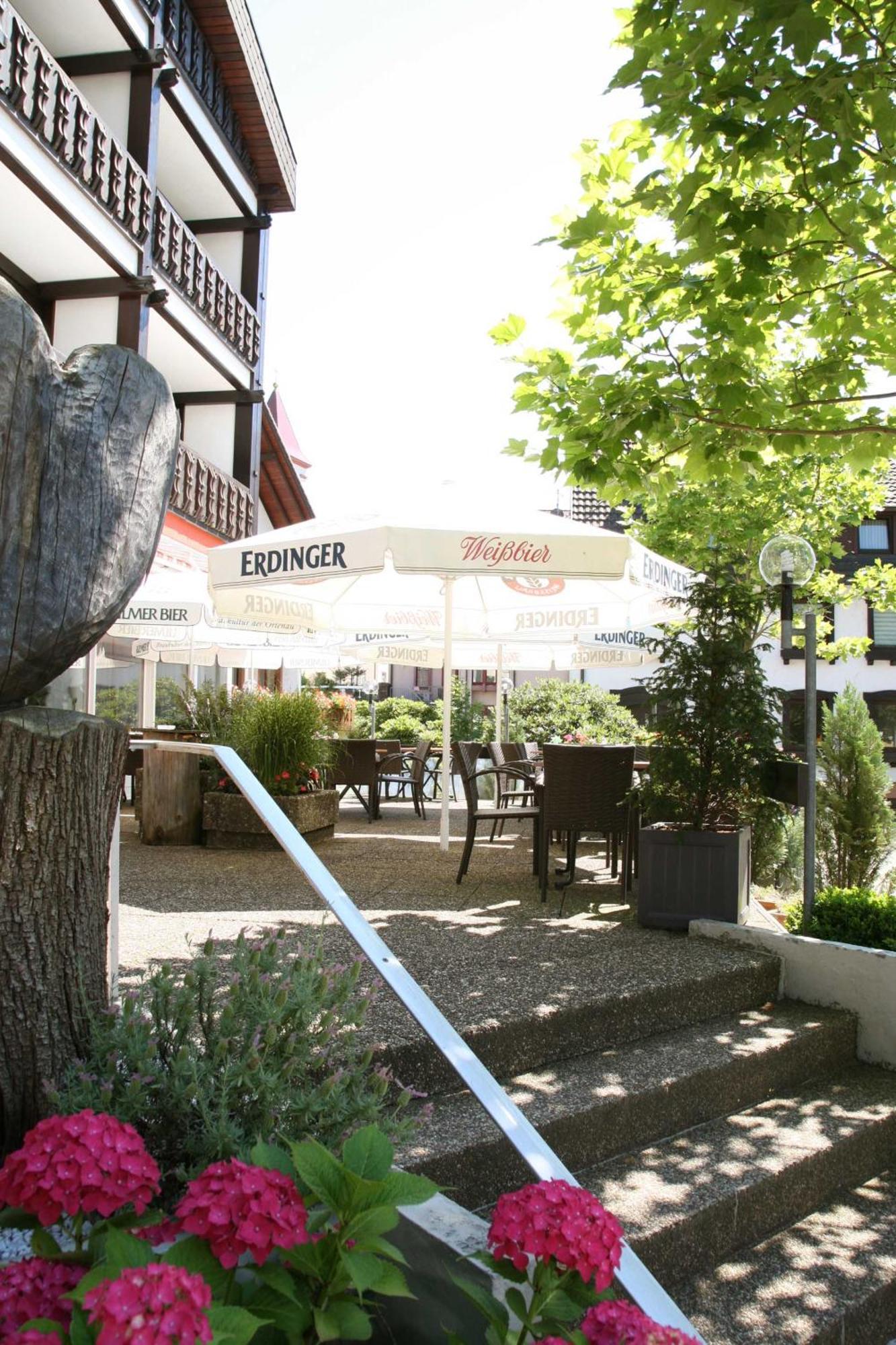 فندق فلوغ Ottenhofen im Schwarzwald المظهر الخارجي الصورة