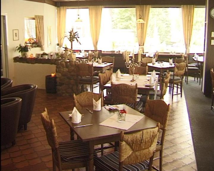 فندق فلوغ Ottenhofen im Schwarzwald المظهر الخارجي الصورة